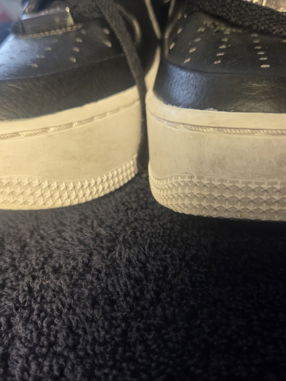 Nike Kids Black Leather Low-Top Sneakers with White Platform Sole - Picture 9 of 10